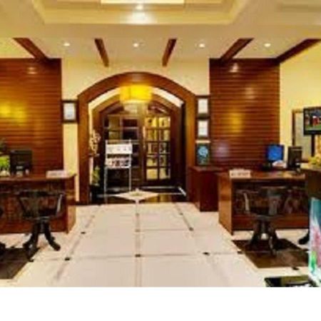 פונדיצ'רי Hotel Sumith Palace מראה חיצוני תמונה