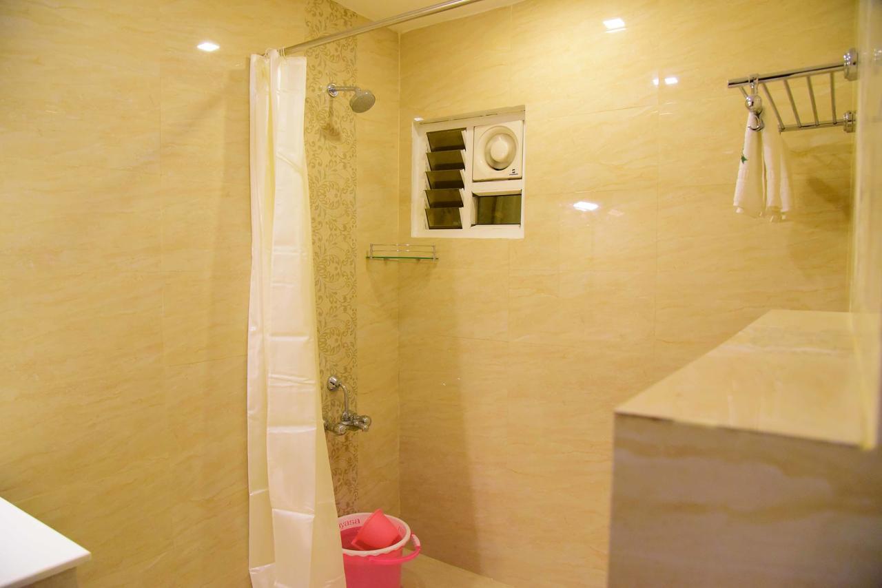 פונדיצ'רי Hotel Sumith Palace מראה חיצוני תמונה